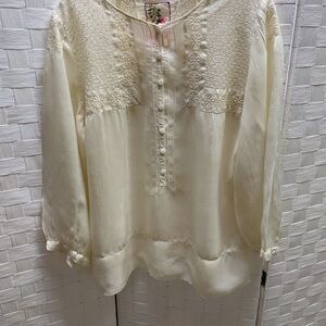 Johnny Was Cream Embroidered Blouse